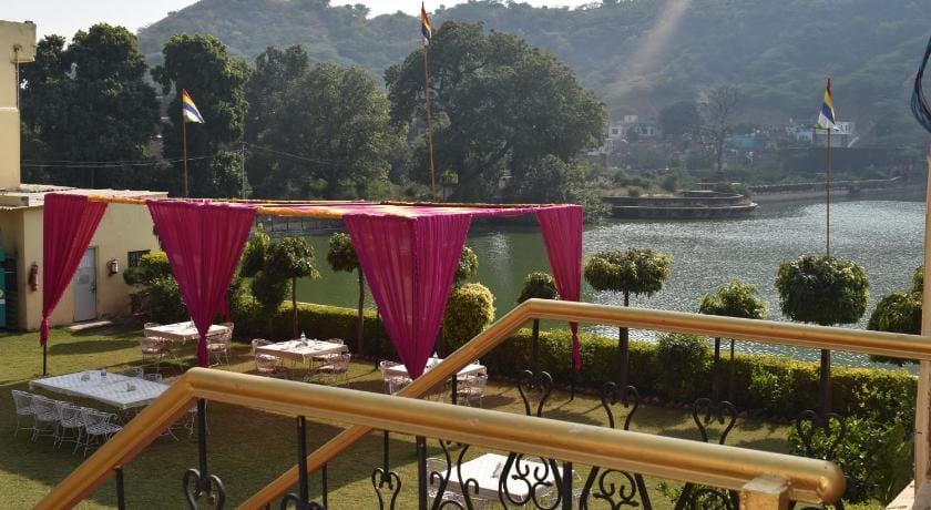 Hotel Nawal Sagar Palace Hotel in Rajasthan