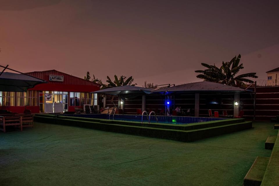 Hotel De Bently Hotel in Abuja