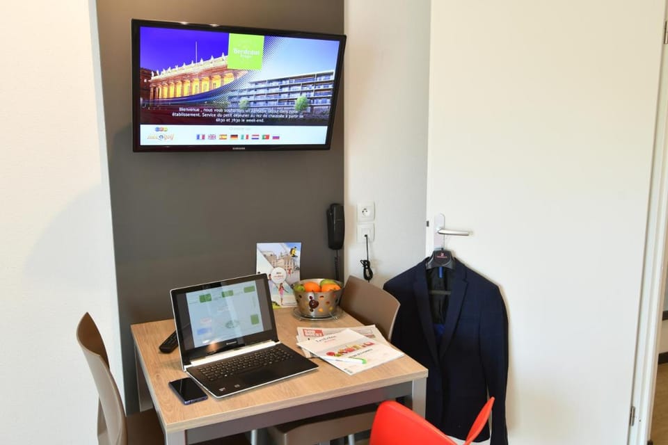 Appart-Hôtel Mer & Golf City Bordeaux - Bruges Apartment hotel in Bordeaux