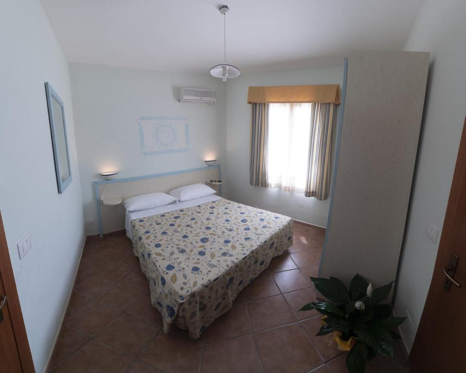 Villaggio Resort Arco Del Saracino Campground/ 
RV Resort in Apulia