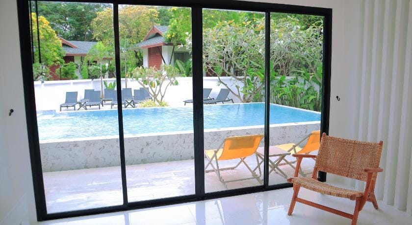 Tonsai Tropical Phi Phi Island Hotel in Krabi Changwat