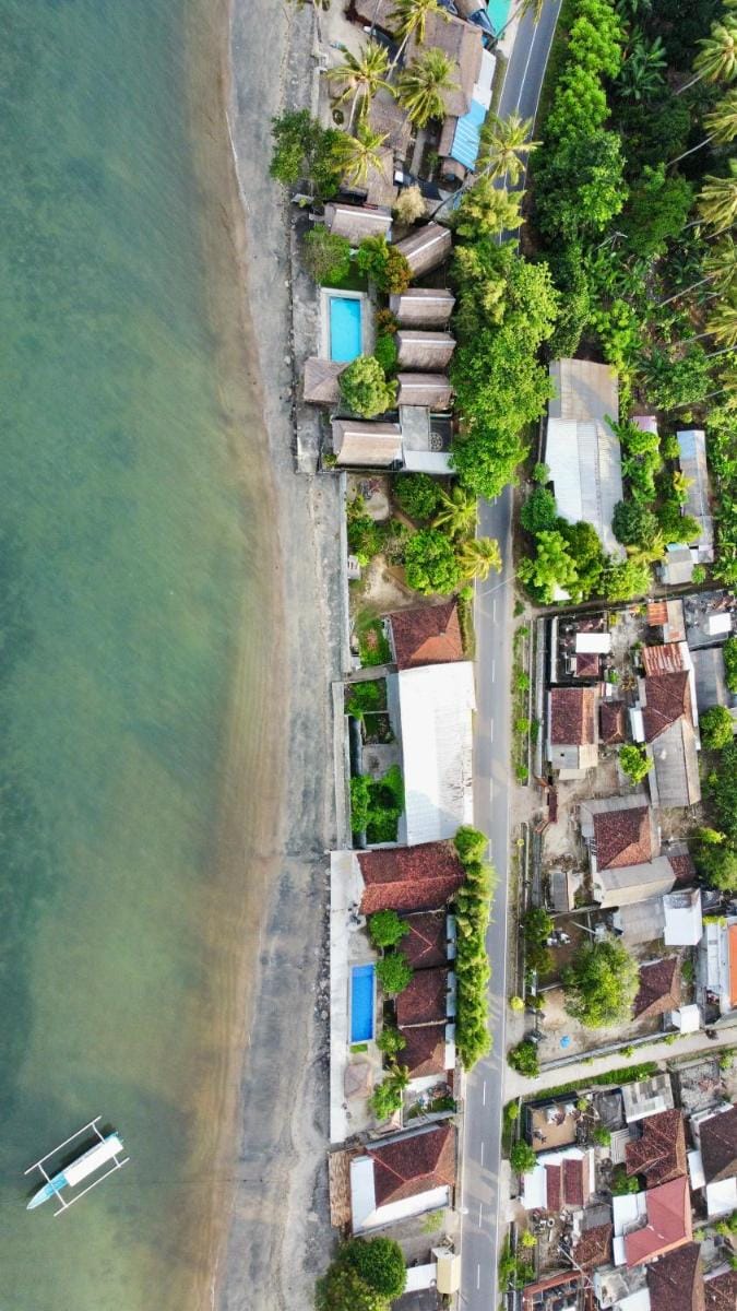 Krisna Bungalows and Restaurant Campground/ 
RV Resort in Central Sekotong