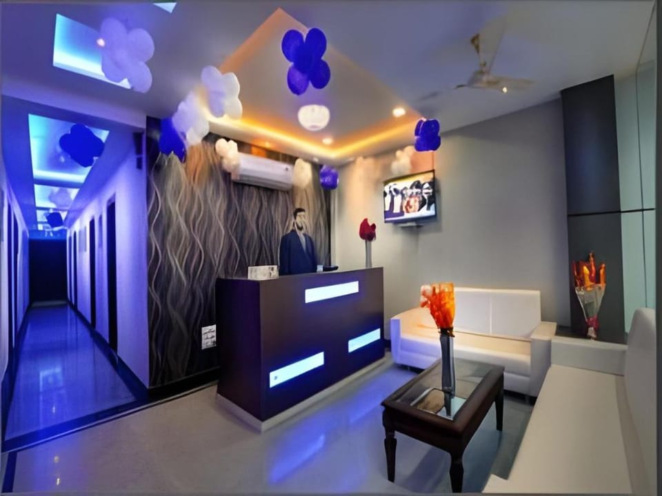 Hotel Riviera Hotel in Agra