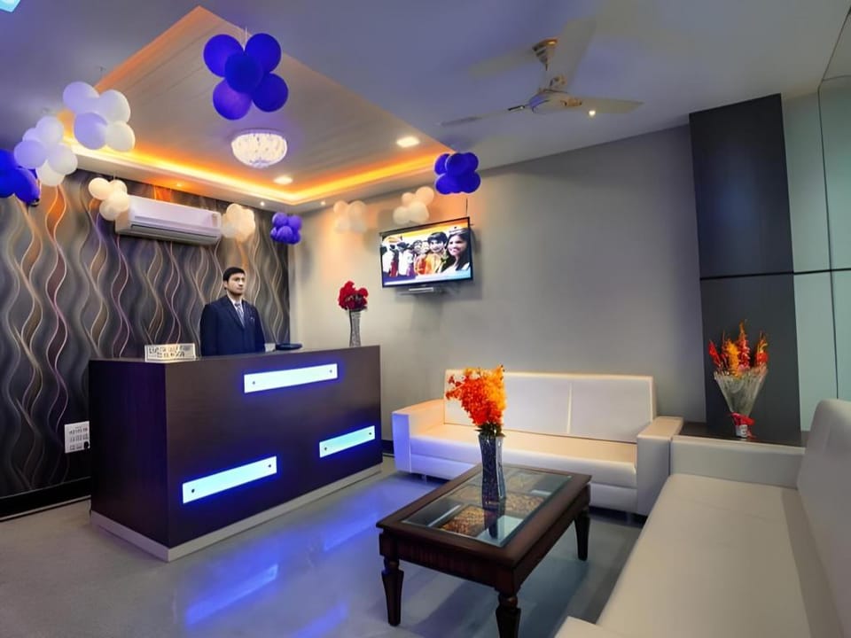 Hotel Riviera Hotel in Agra