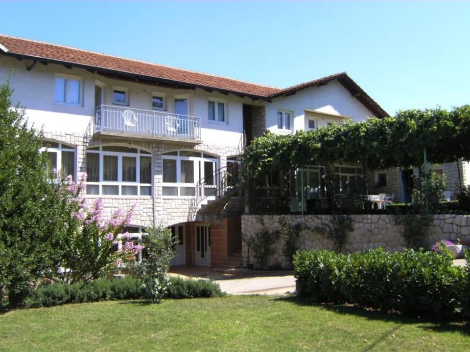 Pansion Pero Elez Hotel in Federation of Bosnia and Herzegovina