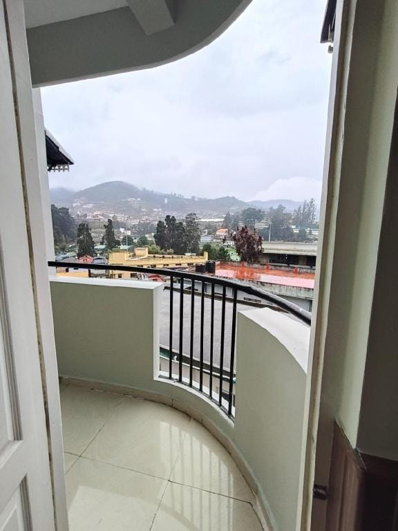 Woodberry Residency Hotel in Ooty