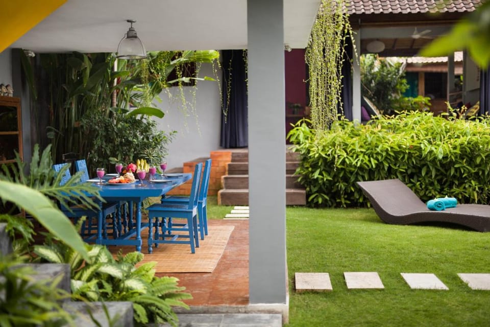 Villa Bumi - Zen Spacious 4BR near Seminyak, Bali Villa in North Kuta