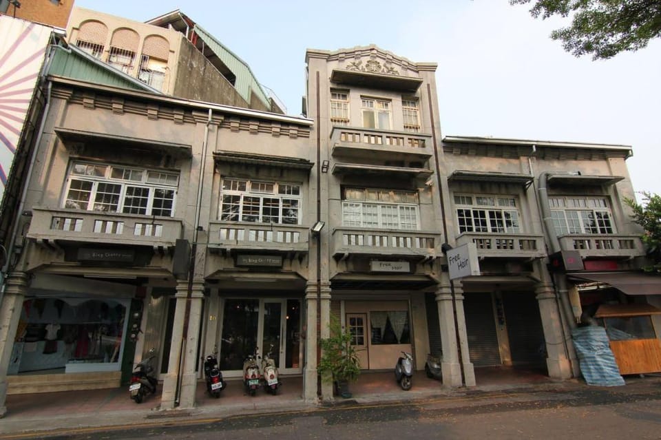 Tngood house Bed and Breakfast in Kaohsiung
