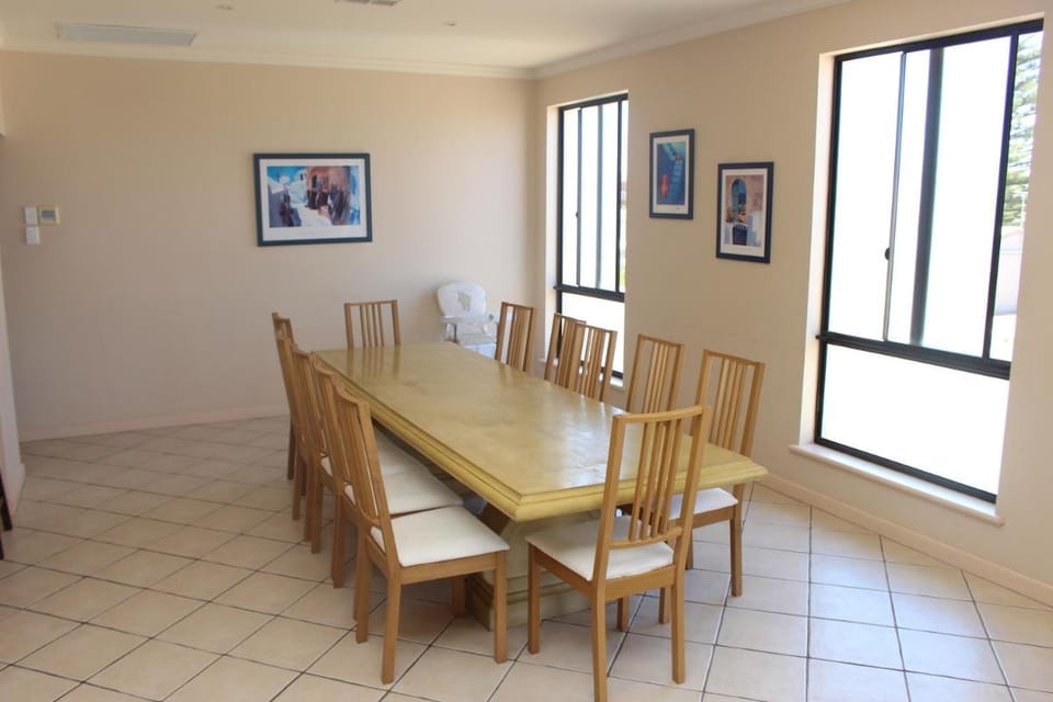 The Lighthouse - Beachfront Accommodation Vacation rental in Port Hughes