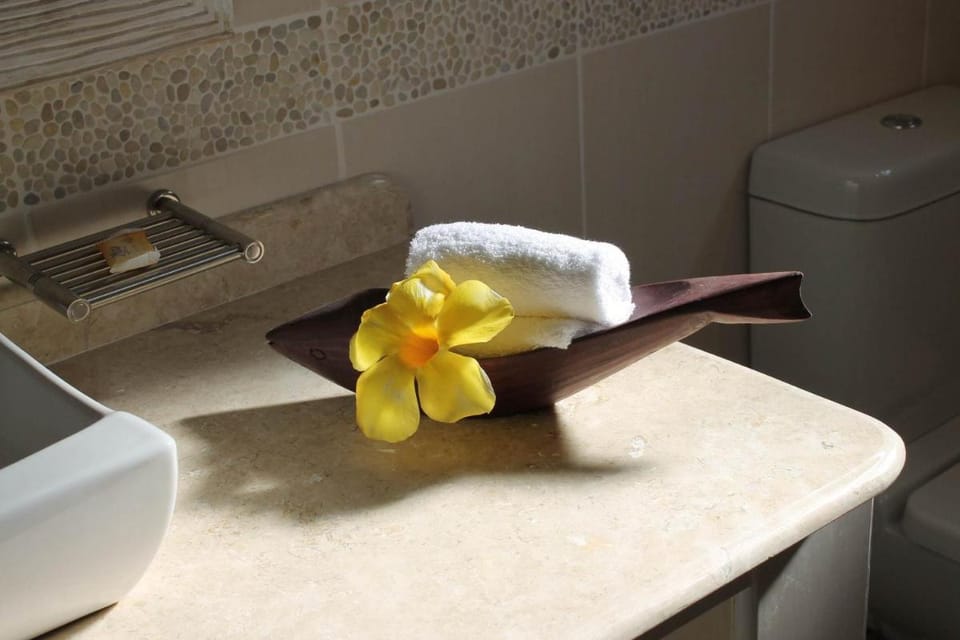 Cabanes Des Anges Bed and Breakfast in Africa