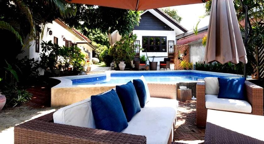 Rice Barn and Rooms Bed and Breakfast in Thailand
