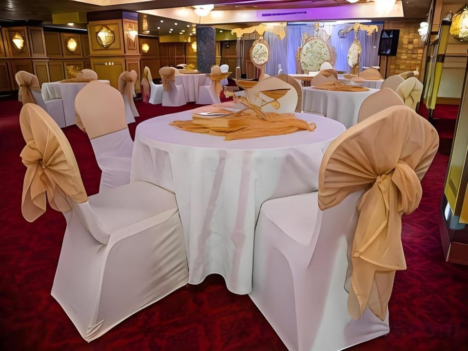 Al Nabarees Al Macy Hotel Hotel in Jeddah