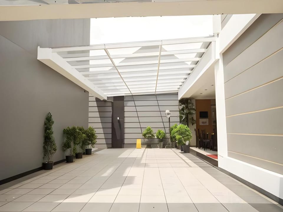 New Raja Residence Hotel in South Jakarta City