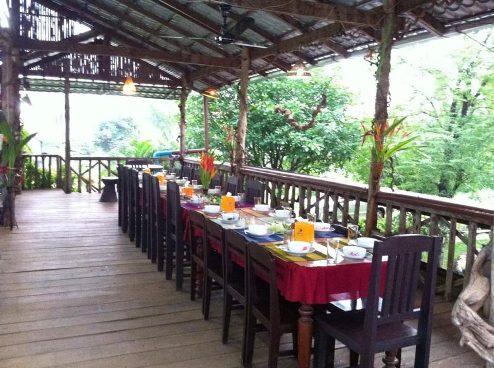 Xuanmai Garden Resort Bed and Breakfast in Laos