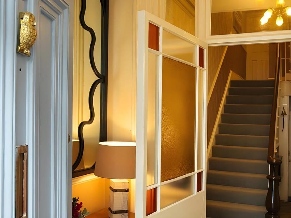 Lindholme Guest House Hotel in Wales