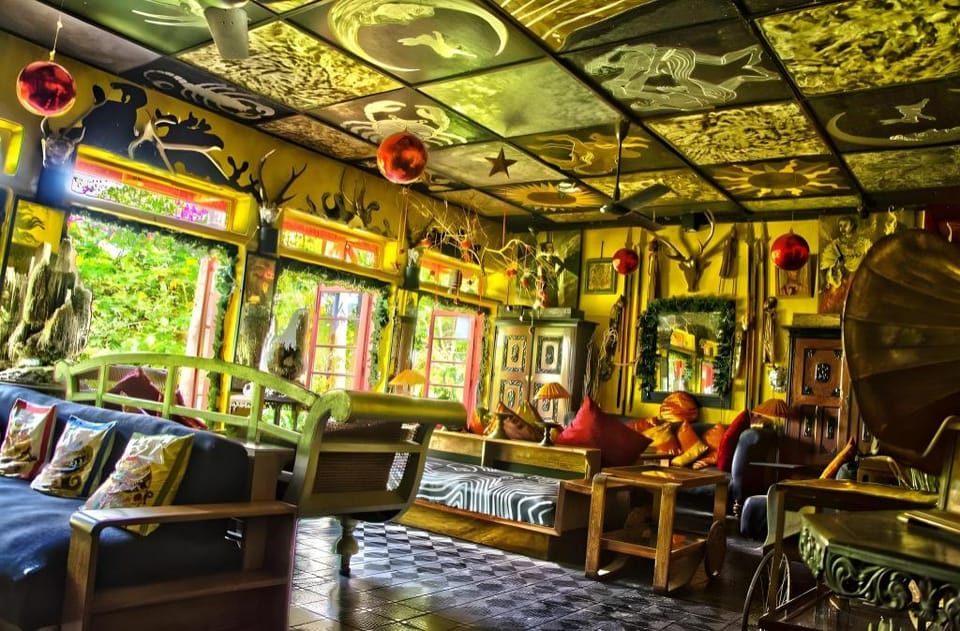 Helgas Folly Hotel in Kandy