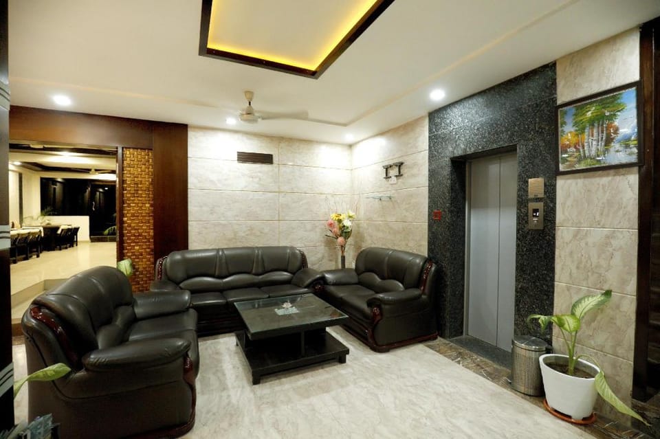 Hotel Areeba Hotel in Agra