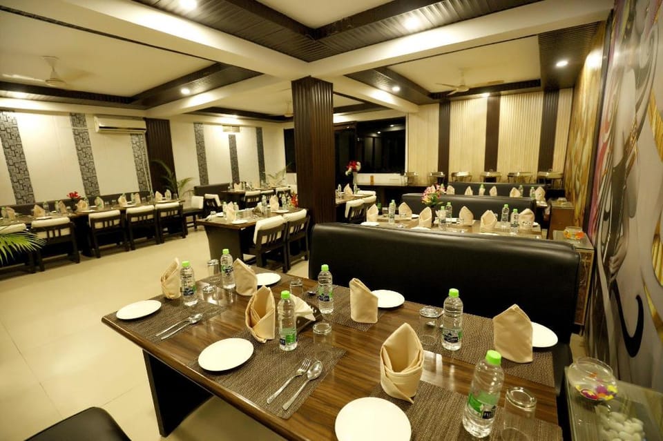 Hotel Areeba Hotel in Agra