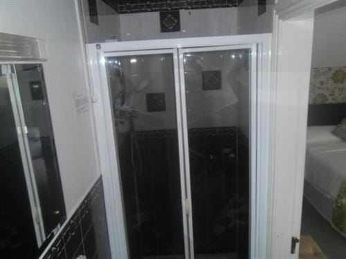 Launard House Bed and Breakfast in Kilkenny City