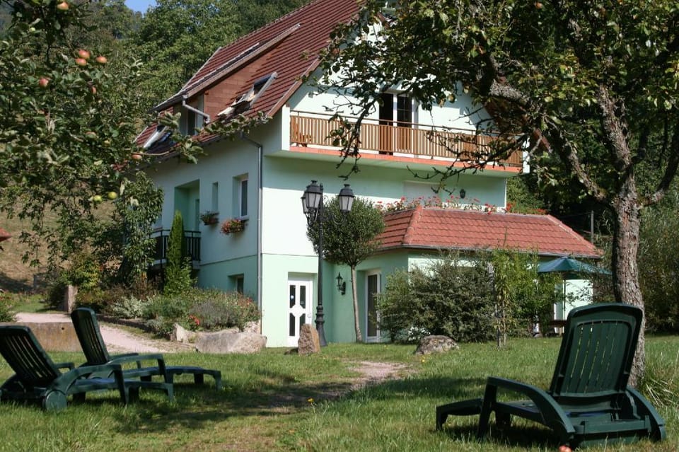 Les Gites La Cerisaie Vacation rental in Grand Est