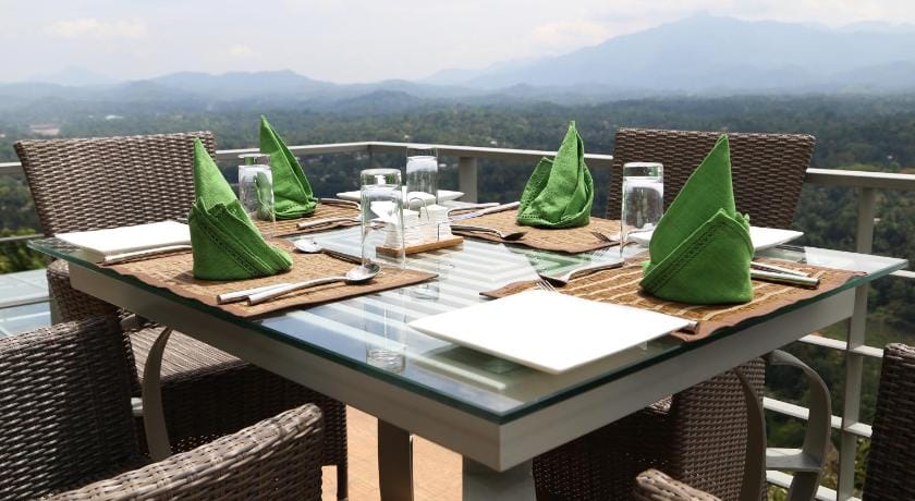 Sky Pavilion Villa in Kandy