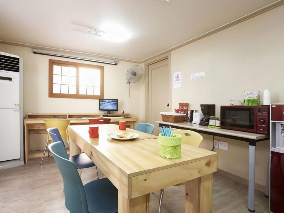 24 Guesthouse Myeongdong Avenue Bed and Breakfast in Seoul