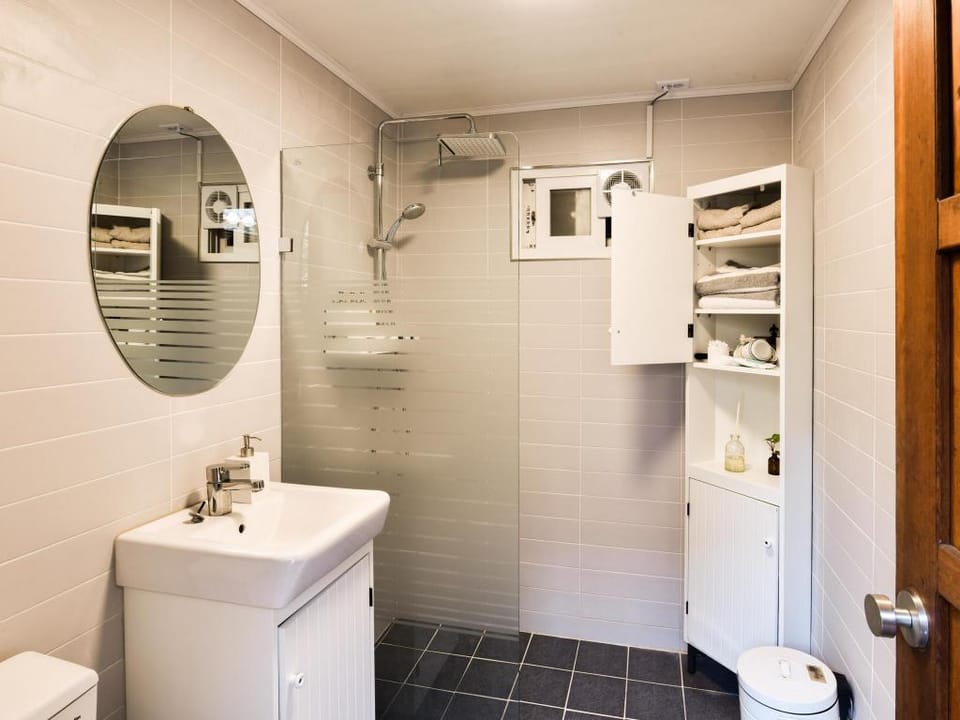 The Place Seoul Hanok Guesthouse (Korea Quality) Bed and Breakfast in Seoul