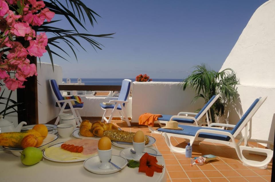 Ona Beverly Hills Suites Apartment hotel in Los Cristianos