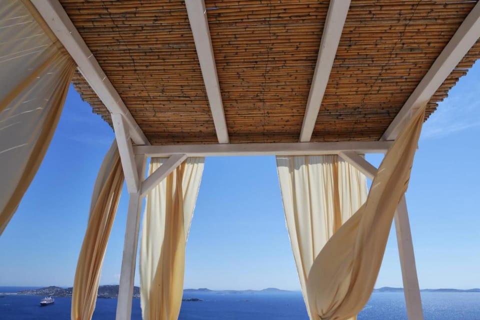 La Maison Blanche Hotel in Mykonos, Mikonos 846 00, Greece