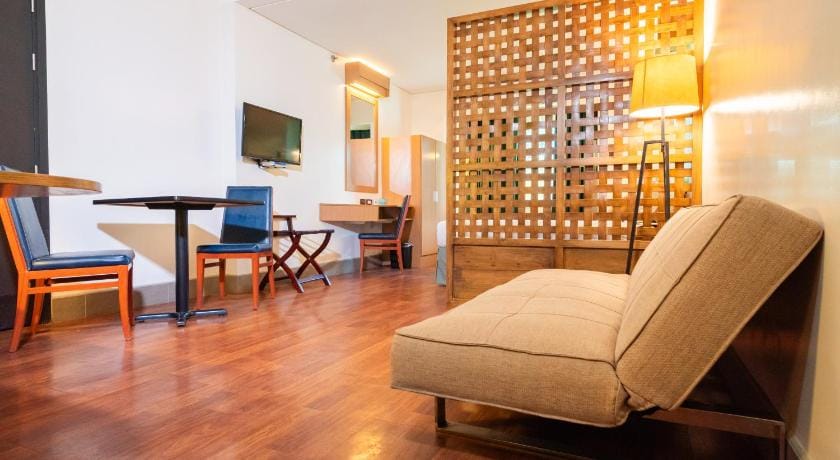Microtel By Wyndham South Forbes - Nuvali Sta. Rosa Hotel in Calabarzon