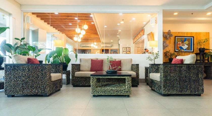 Microtel By Wyndham South Forbes - Nuvali Sta. Rosa Hotel in Calabarzon