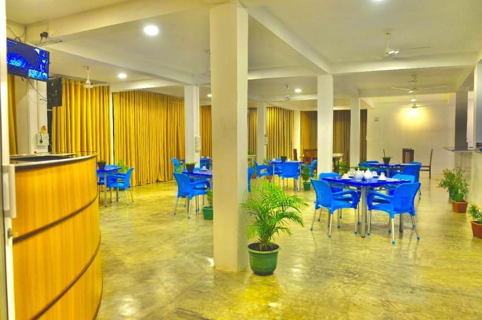 Mirissa Beach Inn Hotel in Mirissa