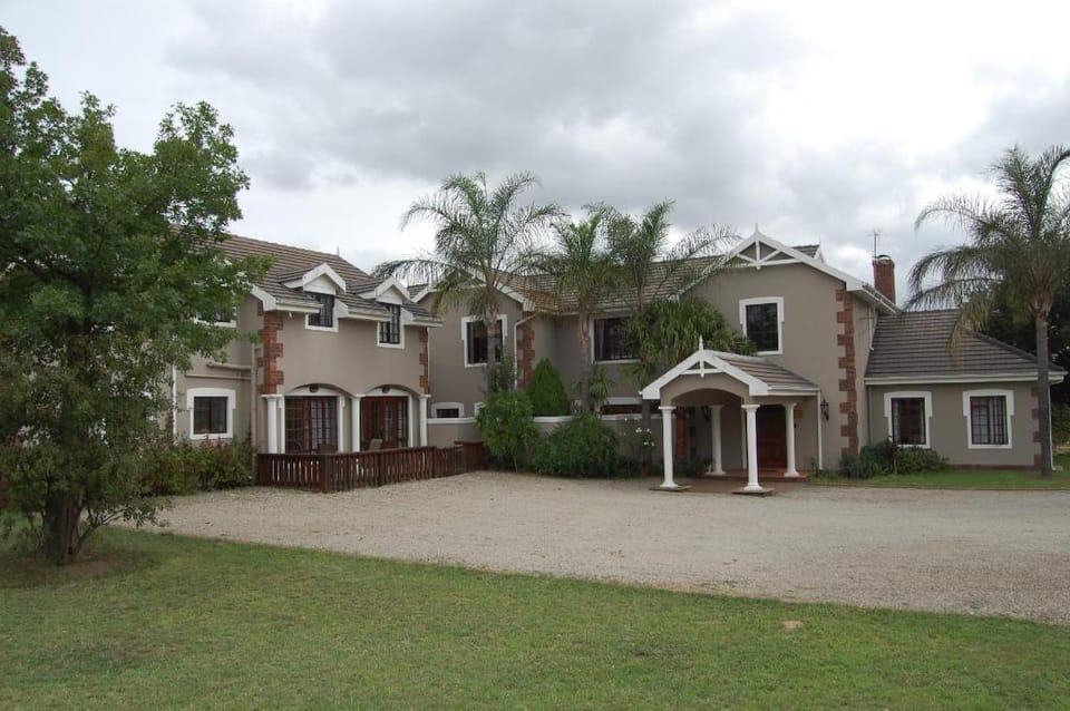Maple Manor Guest House Hotel in Gauteng