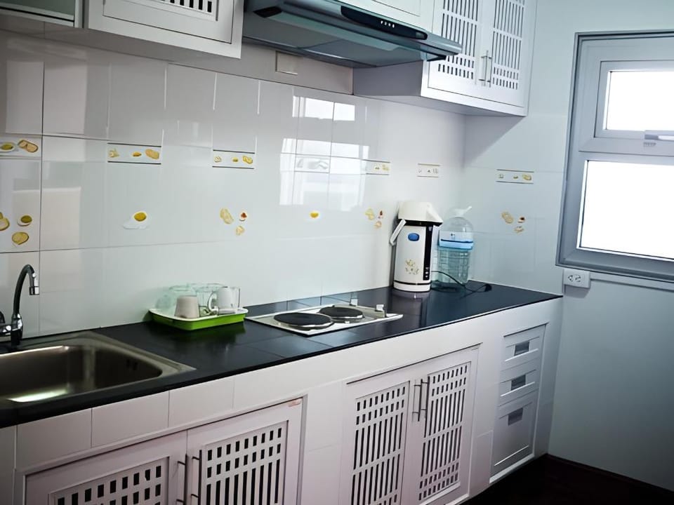 Lake View Superior Condominium Apartment in Bangkok