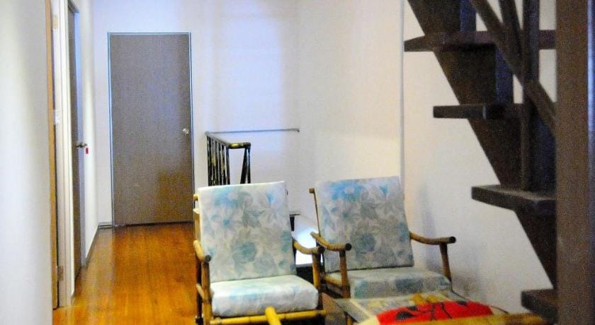 Thirty Three Stewart Houze Guest House Bed and Breakfast in George Town