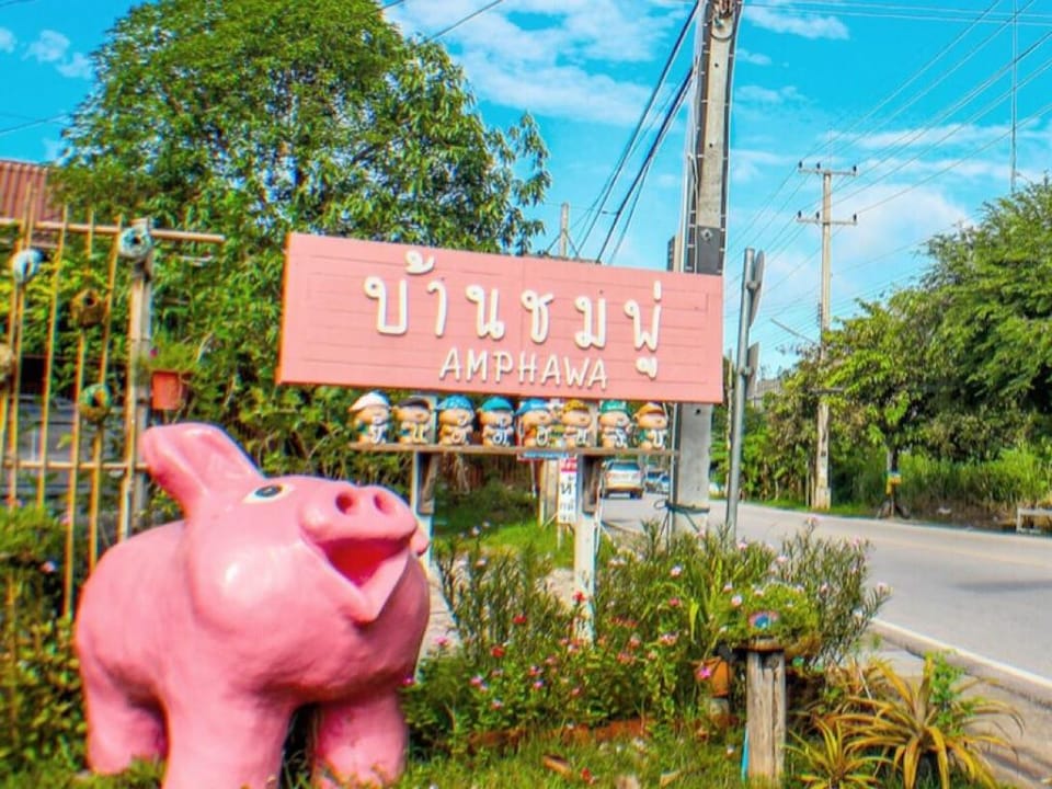 BaanChompooAmphawa Vacation rental in Thailand