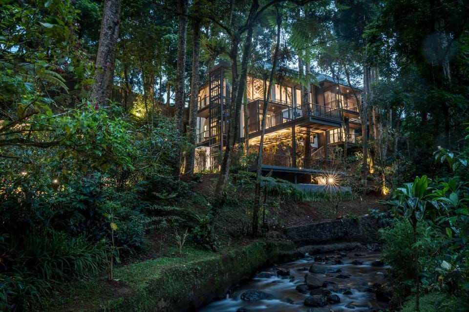 Plataran Puncak Residences Villa in Cisarua