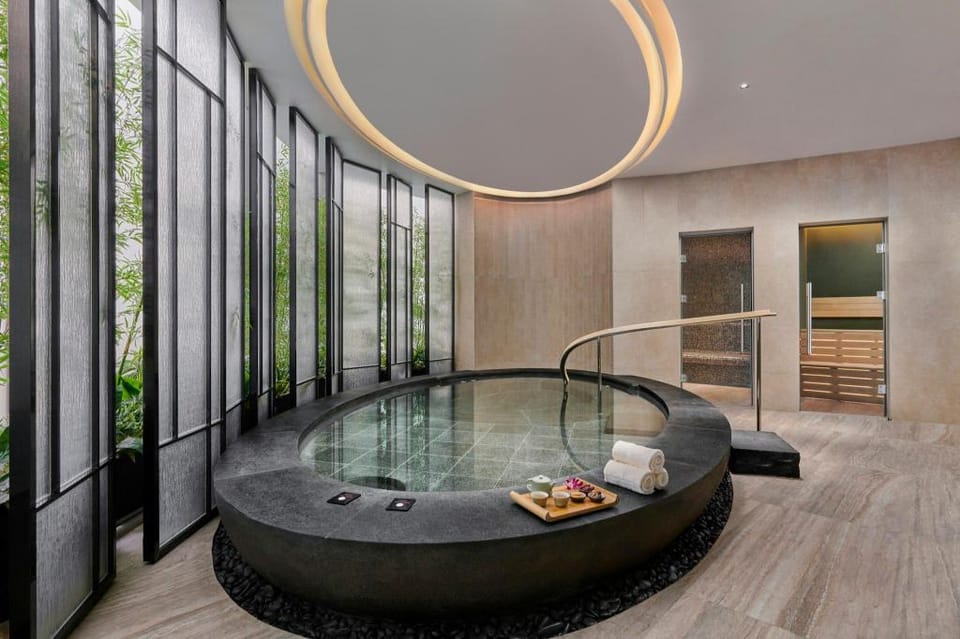 Mandarin Oriental Guangzhou Hotel in Guangzhou
