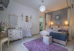 Magic Touch Holiday Home Apartment in North District