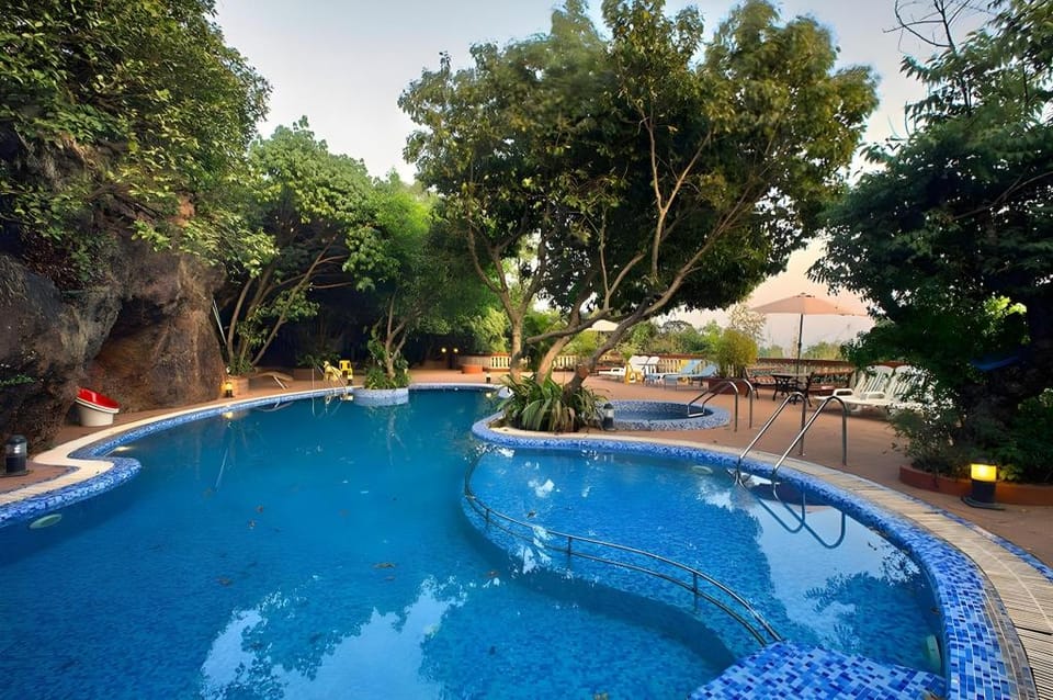 Bella Vista Resort Hotel in Maharashtra