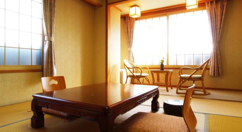 Hotel Bergtour Marukita Ryokan in Hakuba