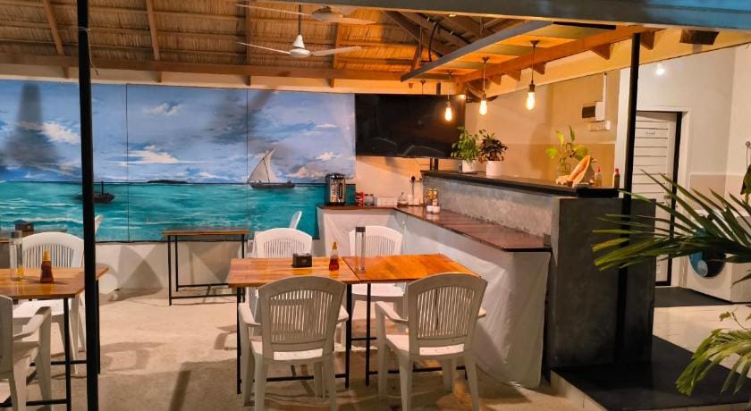 Rasrana Lodge Bed and Breakfast in Maldives