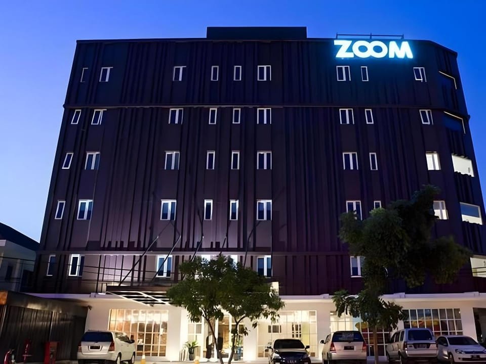 Zoom Hotel Jemursari Hotel in Surabaya
