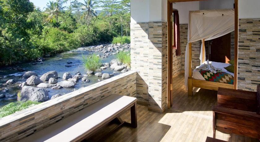 Tepi Sungai Guest House Hotel in Sidemen
