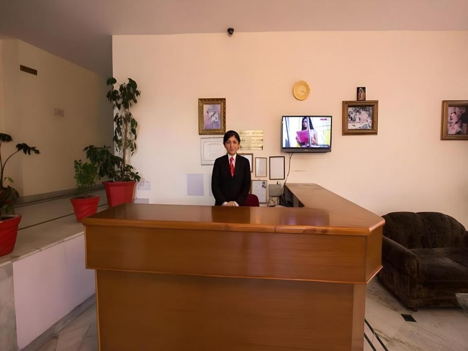 Khushboo Resorts Hotel in Manali