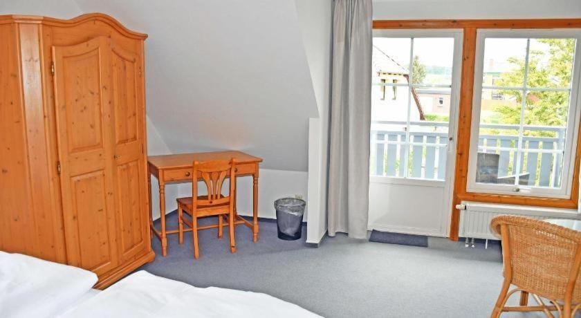 Hotel InselGlück - Restaurant & Cafè Hotel in Mecklenburg-Vorpommern, Germany