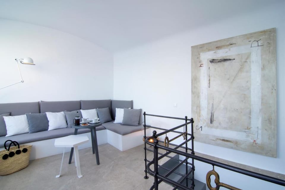 Santorini Secret Suites & Spa, Small Luxury Hotels of the World Hotel in Oia