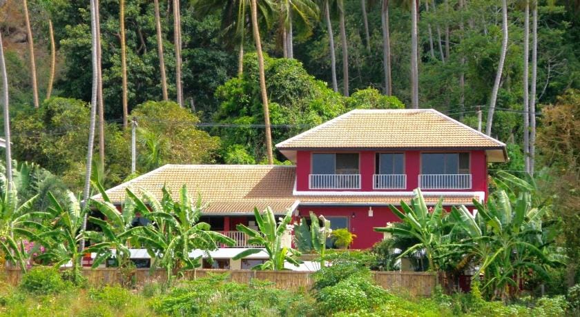 Pink House Samui Bed and Breakfast in Ko Samui