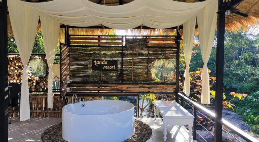 Lunda Orchid Resort Bed and Breakfast in Thailand