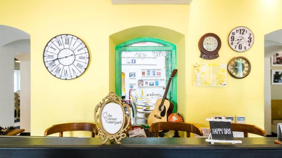 The Corner Courtyard Hotel in Kolkata